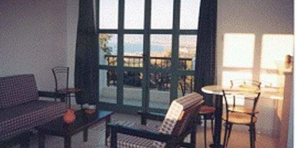 Agnades Apartments 폴리스 외부 사진